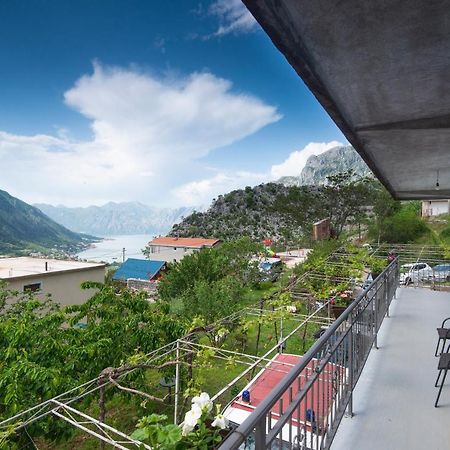 Apartment Galiot Kotor Exterior foto